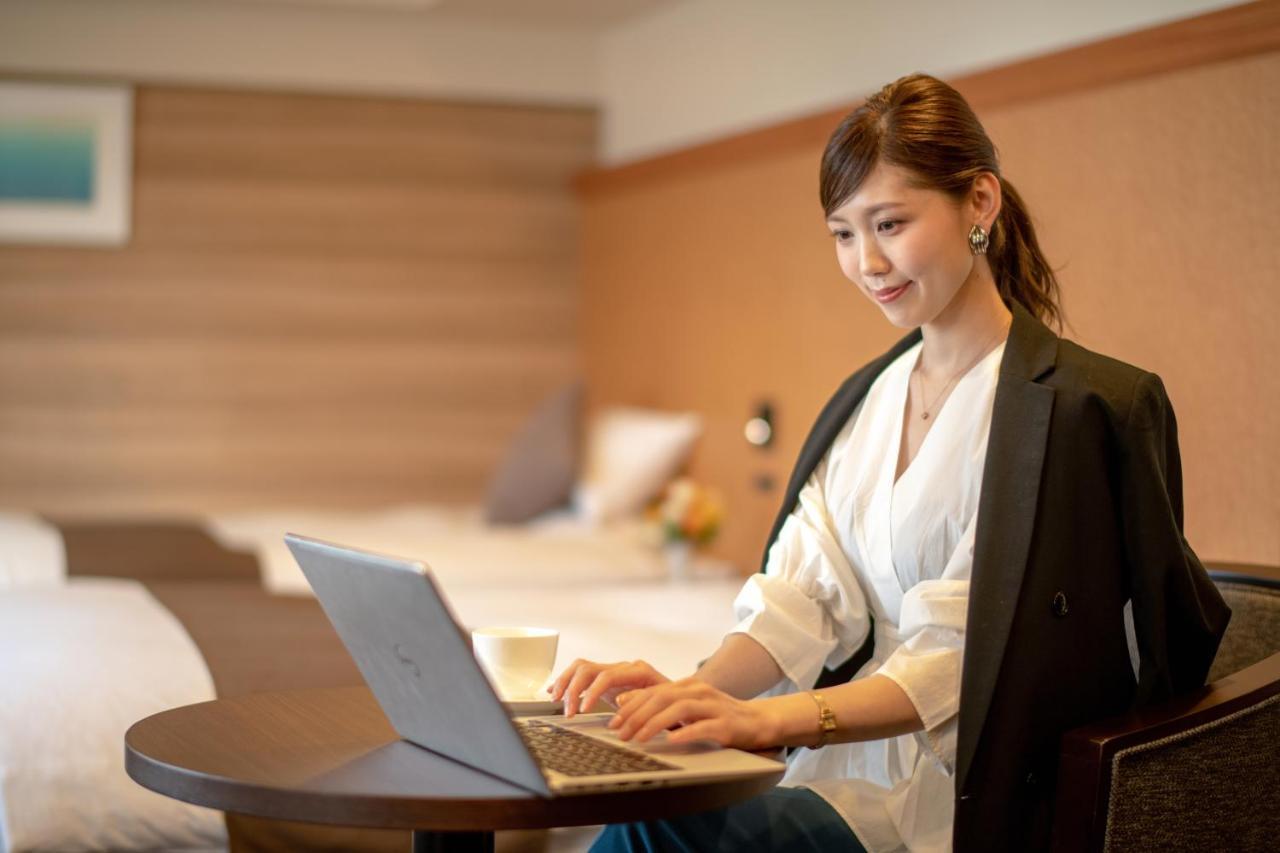 Niigata Grand Hotel Bagian luar foto