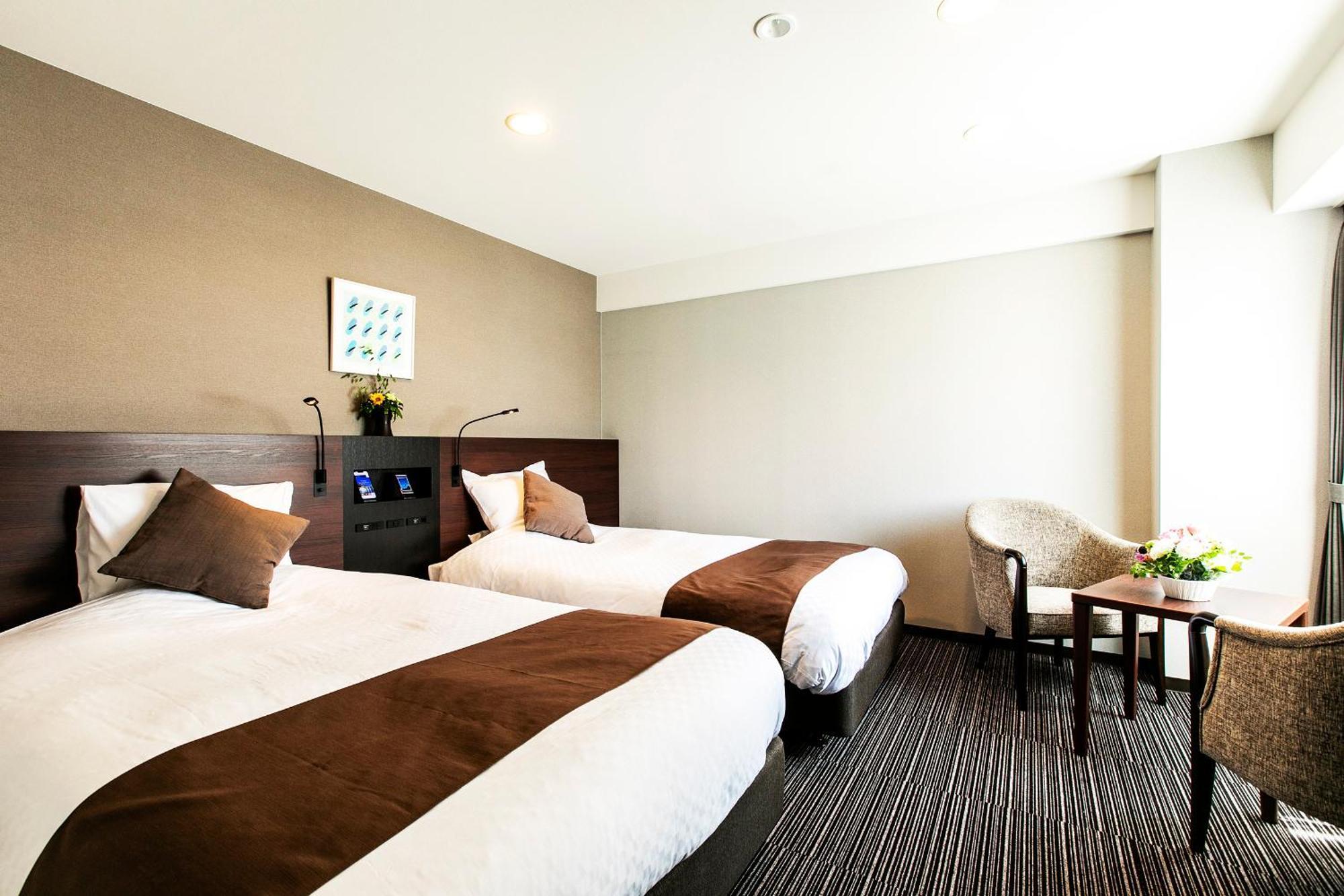 Niigata Grand Hotel Bagian luar foto