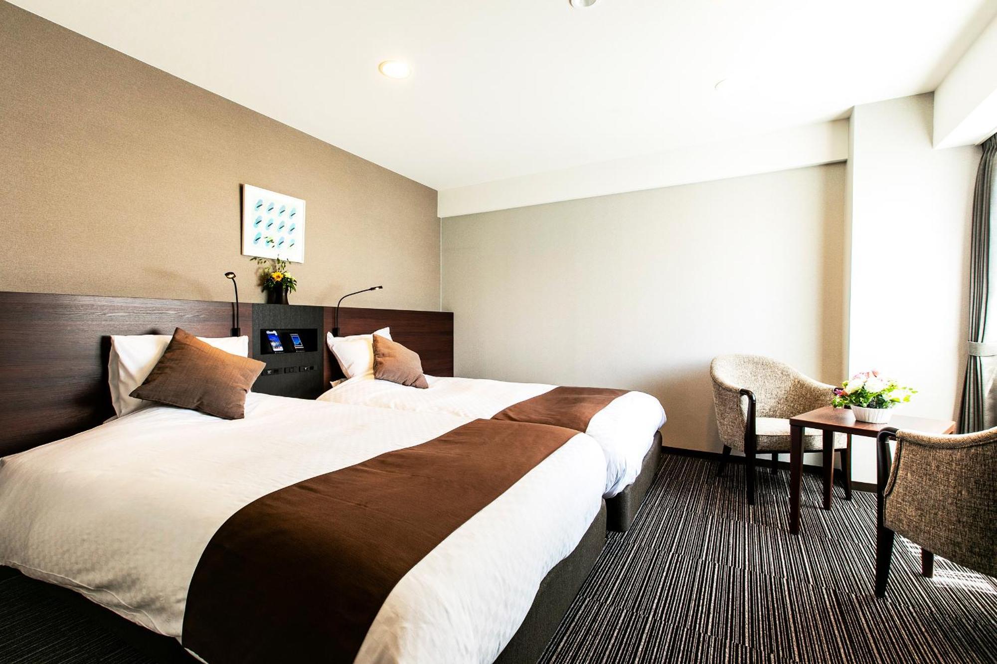 Niigata Grand Hotel Bagian luar foto